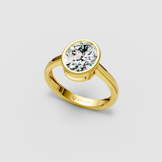 Modern Horizon – Oval Moissanite Bezel-Set Engagement Ring in 18KT Gold