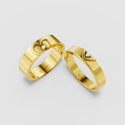 Phoebe – Romantic Moissanite Heart Motif Couple Rings in 18KT Gold