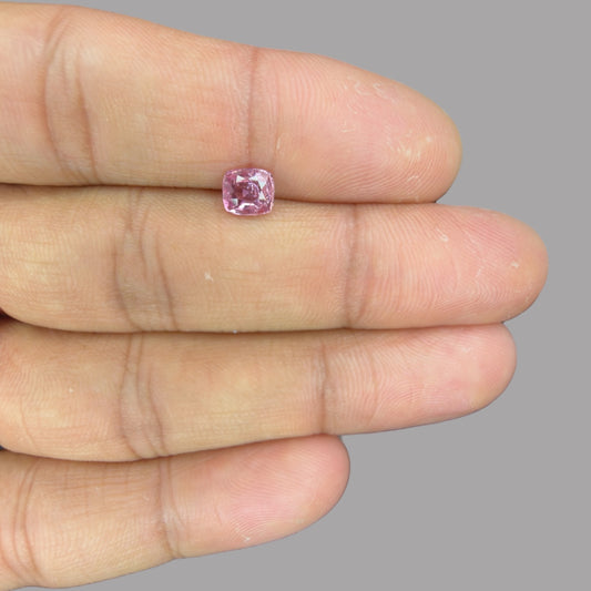 Cushion Cut Shape in Pink Sapphire Gemstone 1.02 Carats & 6 x 5.3 mm Size