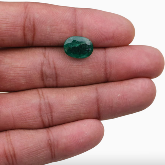Buy Real Emerald Stone Oval Shape 6.20 Carats 12.8x9.5mm Size