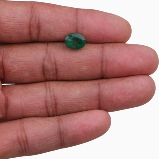 3.26 Carats Buy Emerald stone In Oval Shape & Size 10x7.8mm