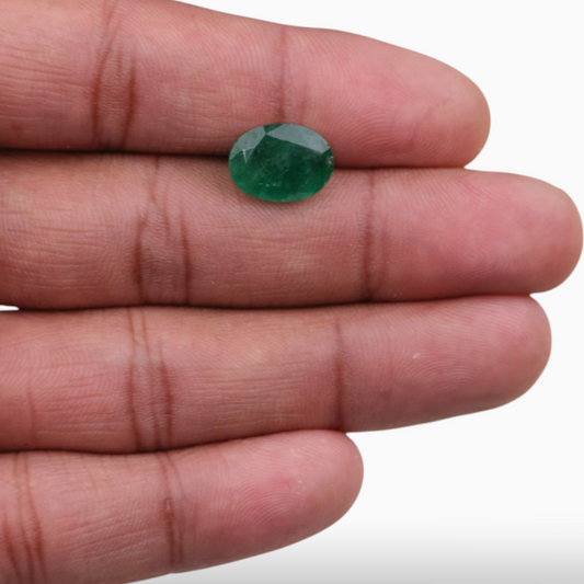 Buy Natural Panna Gemstone Oval Shape 4.36 Carats 12.7x9.5mm Size