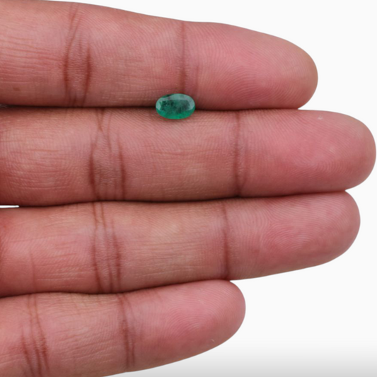 Buy Now Natural Emerald Stone In Oval Shape 0.69 Carats 7.8x4.8mm Size