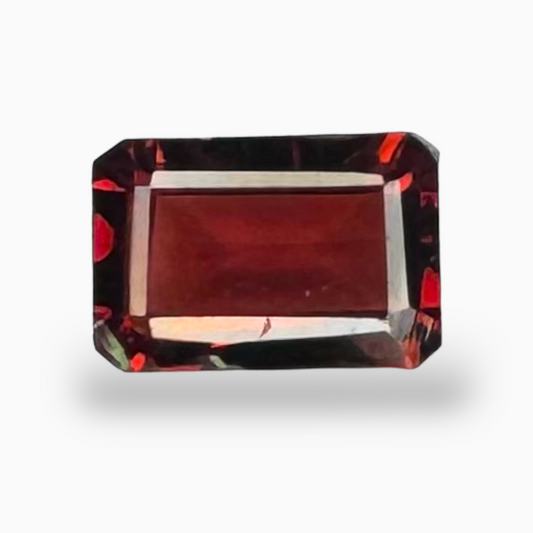 Natural Almandine Red Garnet (Pyrope) Stone 6x4 mm - 0.75 Carats