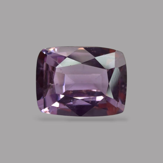 Cushion Cut Shape in Purple Sapphire Gemstone 0.76 Carats & 6.1 x 4.8 mm Size