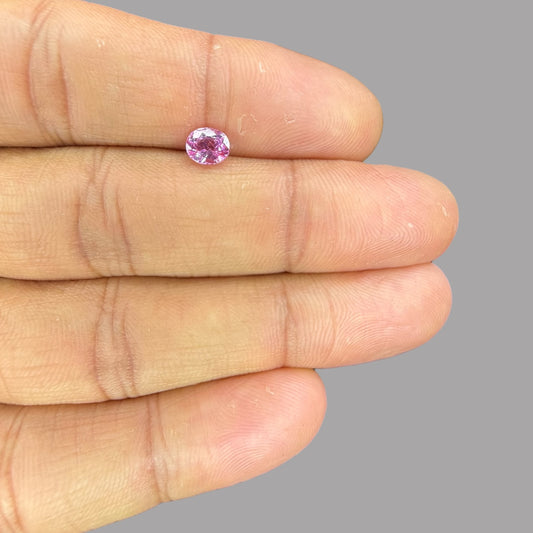 Oval Shape in Pink Sapphire Gemstone 0.93 Carats & 6 x 4.1 mm Size