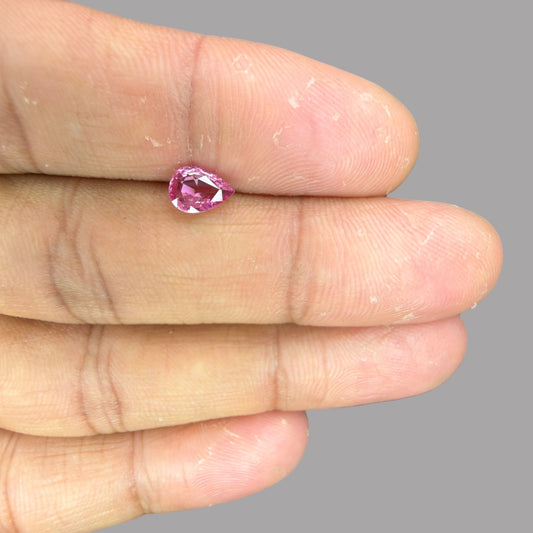 Pear Shape in Pink Sapphire Gemstone 0.96 Carats & 7.2 x 5.2 mm Size