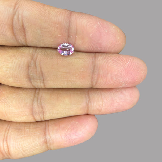Oval Shape in Pink Sapphire Gemstone 0.81 Carats & 7 x 5 mm Size