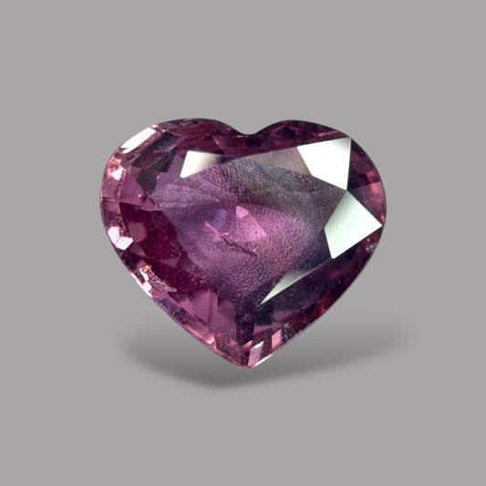 Heart Shape in Pink Sapphire Gemstone 1.34 Carats & 6.5 x 7.5 mm Size