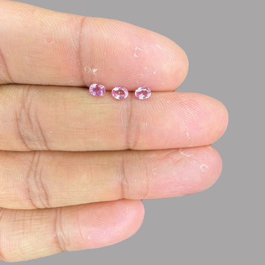 Pink Sapphire Natural Stone Oval Cut 14.67 Carats 4 x 3 mm in Total