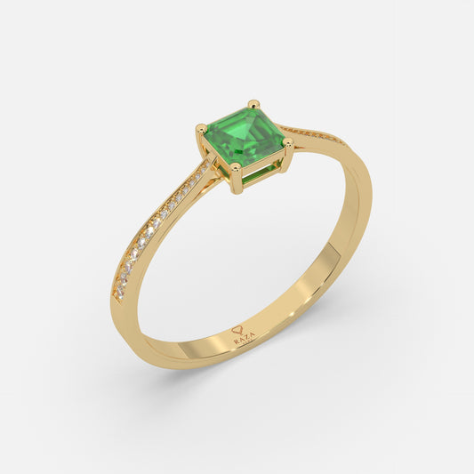 Sabah Emerald Ring 18k Yellow Gold