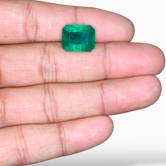 Sale On Zambian Emerald Gemstone In Octagon Cut  Shape 10.54 Carats 14.48x11.64x7.31mm Size