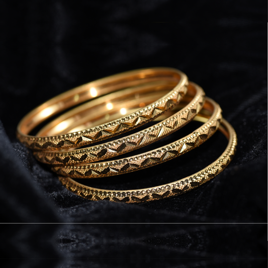 Set of 4 Bangles in 18K Gold for Women in Minimal Modren Shape (EAR10004)