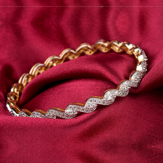 Moissanite / Zircon with 18K Gold Bangle for Women Minimal Shape (BAN1000)