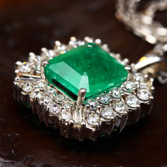 (PEN0080) Green Stone Silver (Quality 925) Pendant Emerald Shape