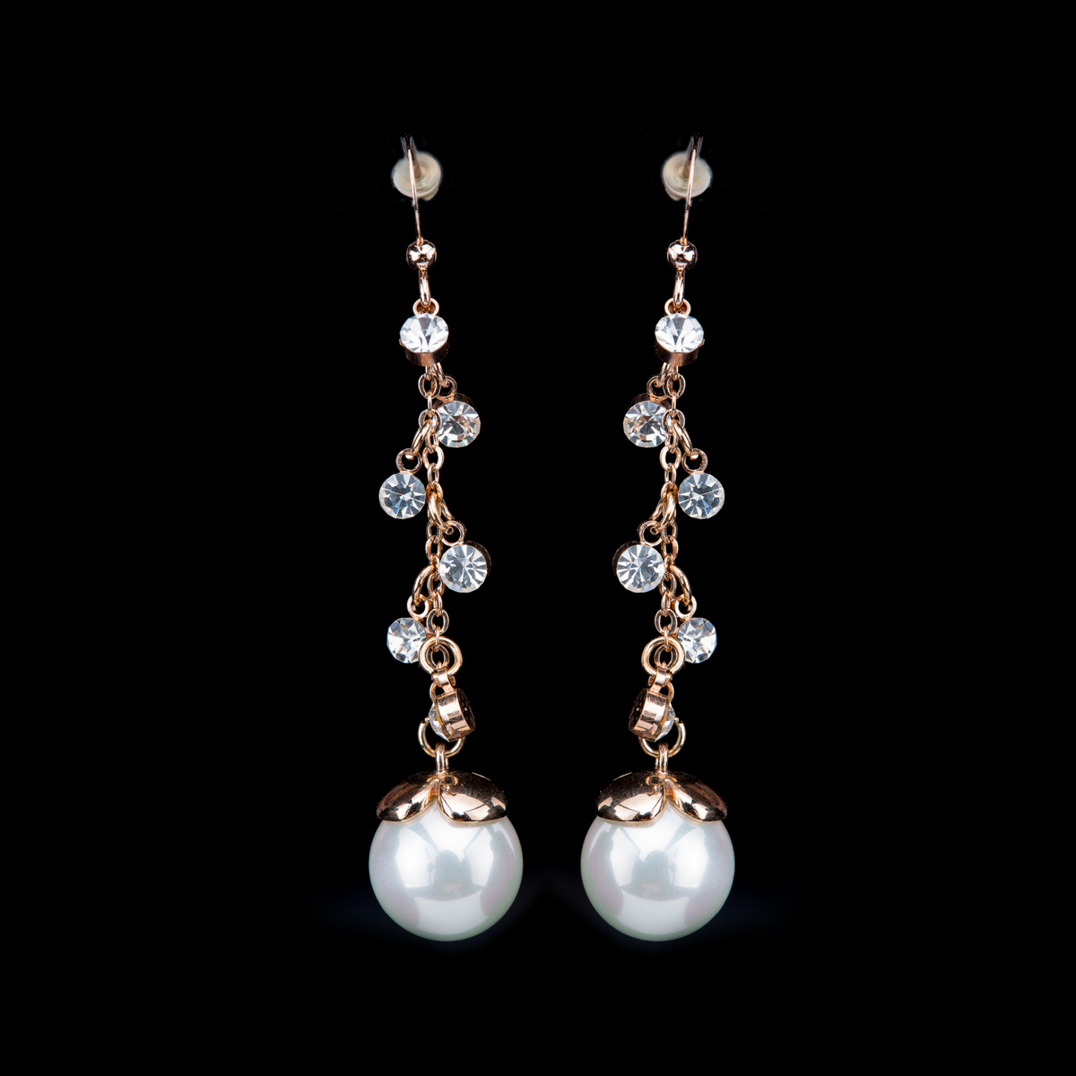Fresh Water Pearl With Moissanite Diamond In 18K Yellow Gold For Womens (EAR0380)