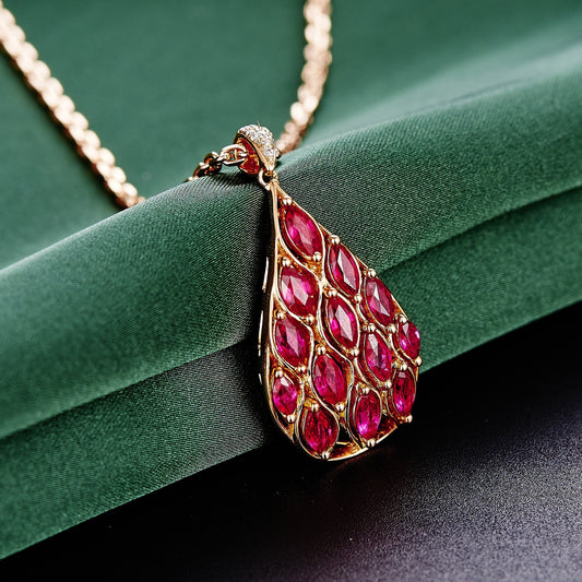 18K Yellow Gold Pendant with Natural Ruby Stone and Moissanite