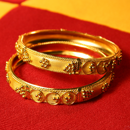 18K Gold Set of Women Bangles Handcrafted with Love (BAN0998)