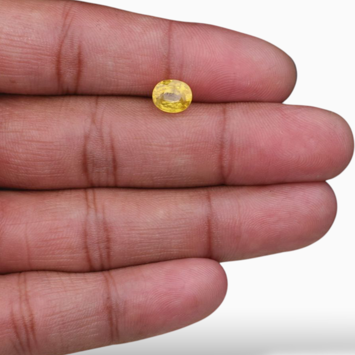 2.58 Carats Yellow Sapphire Stone Oval Shape & 8x6.8mm Size