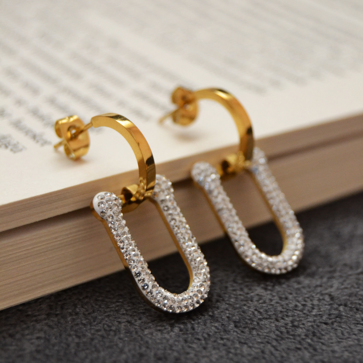 Moissanite Diamond In 18K Yellow Gold U Shape Earrings (EAR0410)