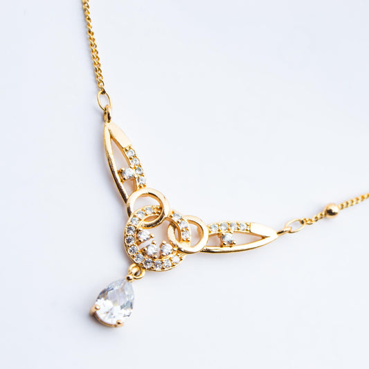 (PEN0088) White Stone 18K Yellow Gold Necklace