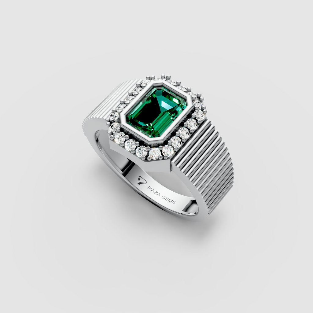 Raya – 18K Solid Gold Emerald Cut Emerald & Halo Fluted Band