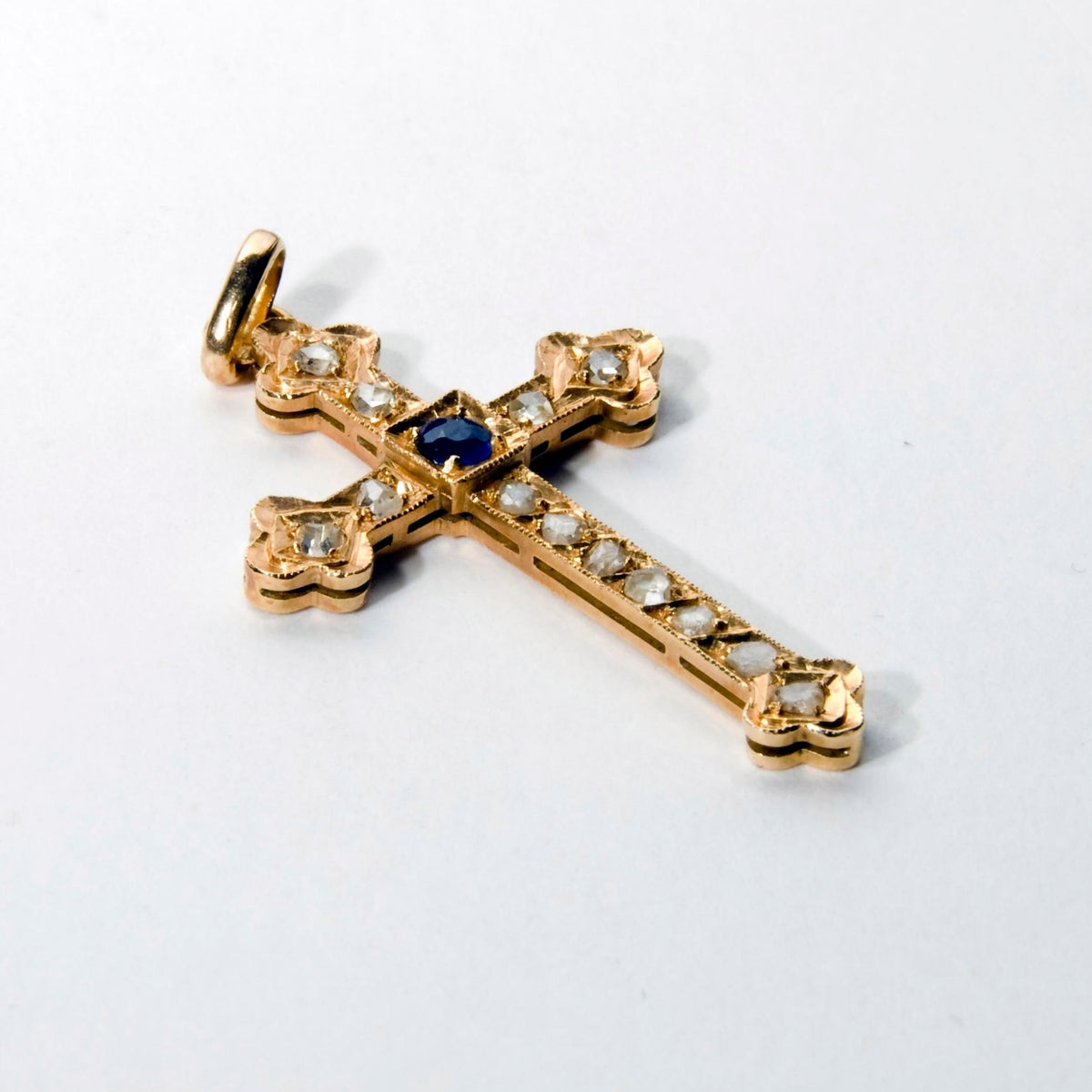 (PEN0101) 18K Yellow Gold Pendant for Men & Women with Stones
