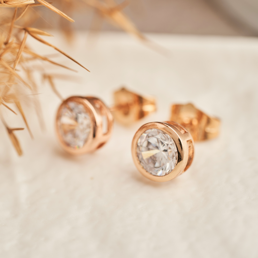 Moissanite  Diamond In 18K Yellow Gold Earrings for Womens (EAR0590)