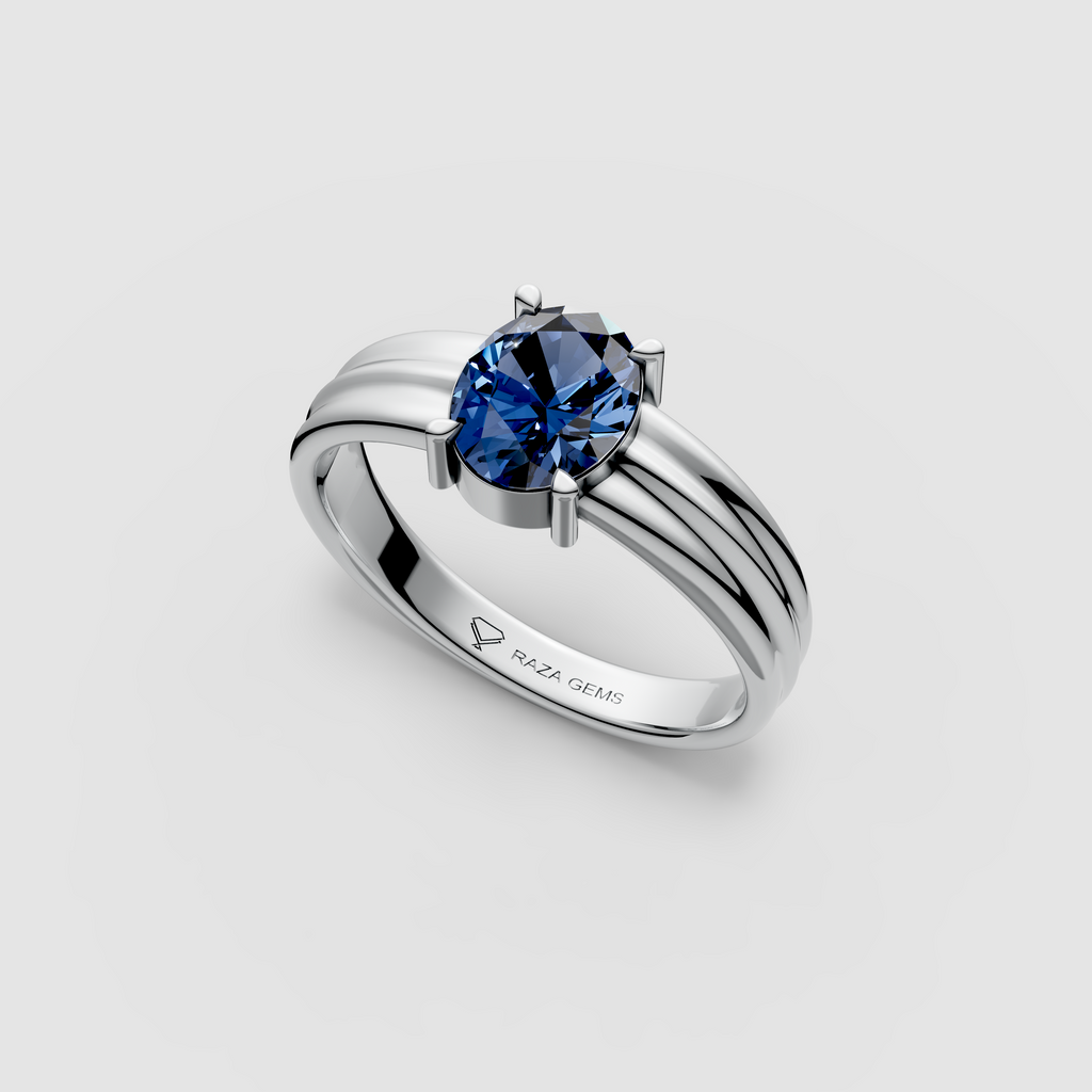 Elizabeth – 18K Gold Royal Blue Sapphire Classic Four-Prong Ring