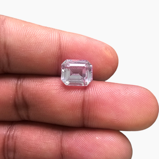 Natural Kunzite Stone 5.58 Carats in Emerald Shape from Africa