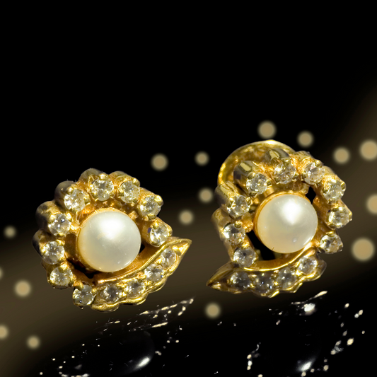 Natural Pearl With Moissonite Diamond In 18K Yellow Gold Earring (EAR0890)
