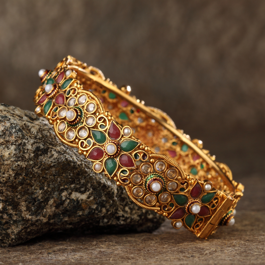18K Gold Beautiful Natural Stones Minimal Bangles for Women (BAN1014)