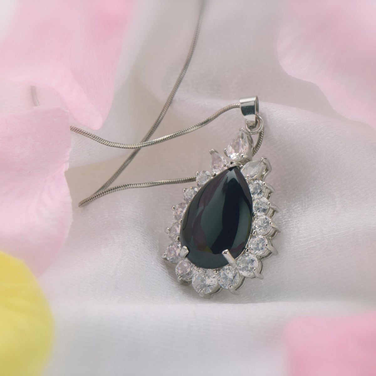 London Blue Topaz Pear Shape Silver 925 Pear Shape Pendant (PEN0144)