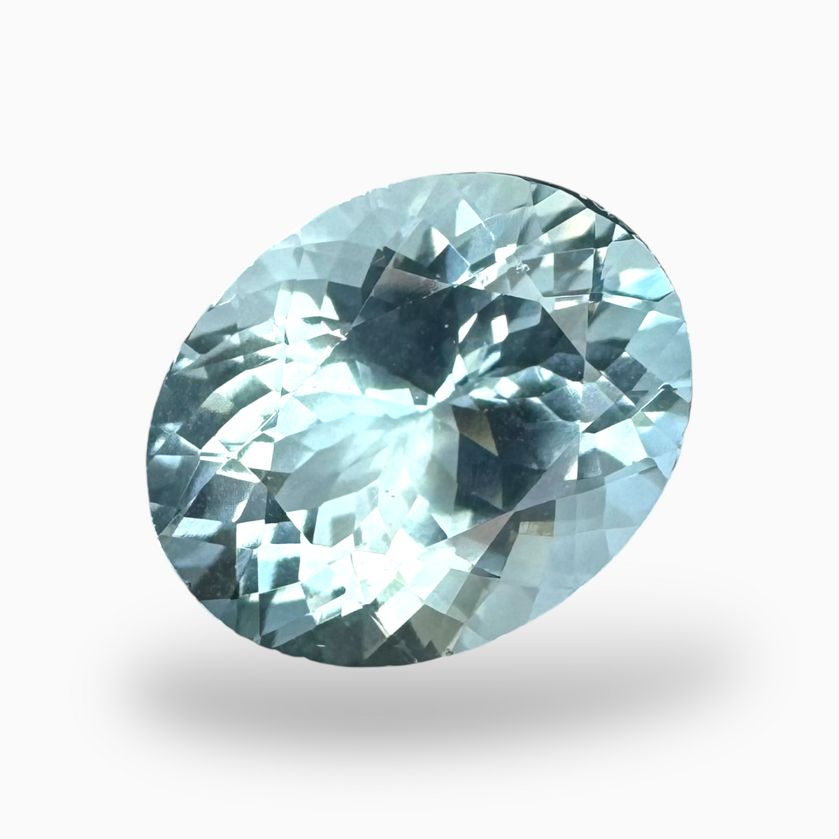 Natural Aquamarine Stone 7.93 Carats DeepSkyBlue Color Oval Shape Size 15.6X12.9mm