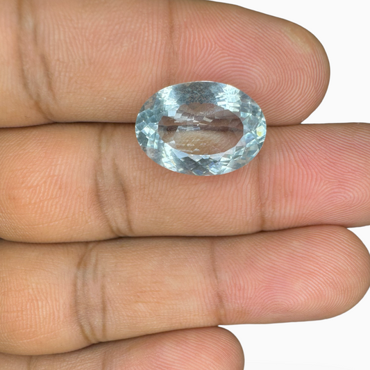 Natural Aquamarine Stone SkyBlue Color 8.21 Carats Oval Shape Size 17X12mm