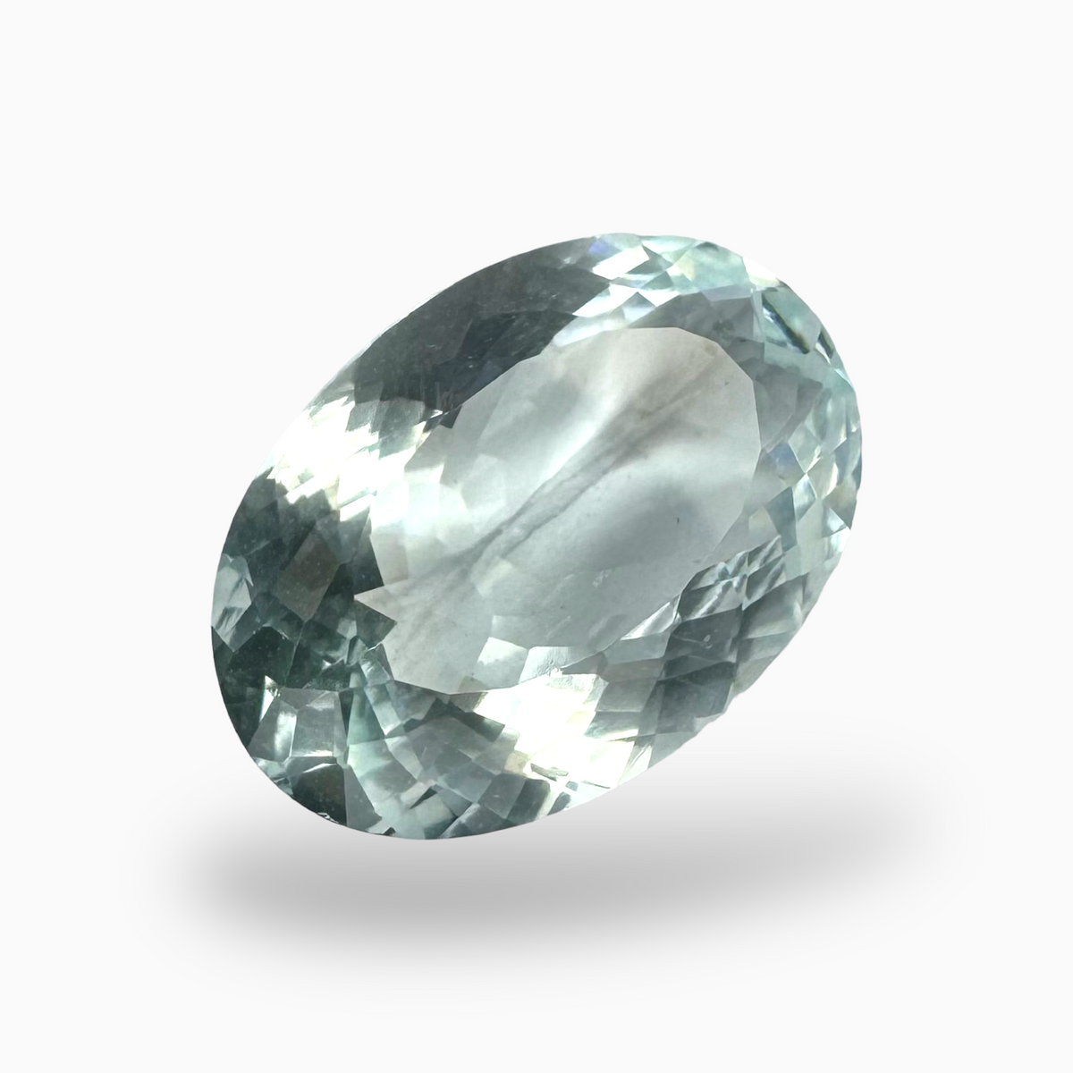 Natural Aquamarine Stone SkyBlue Color 8.21 Carats Oval Shape Size 17X12mm