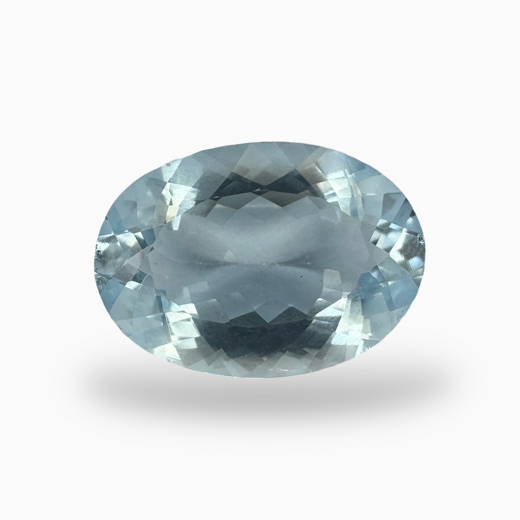 Natural SkyBlue Aquamarine Stone 9.12 Carats Oval Shape Size 18X13mm