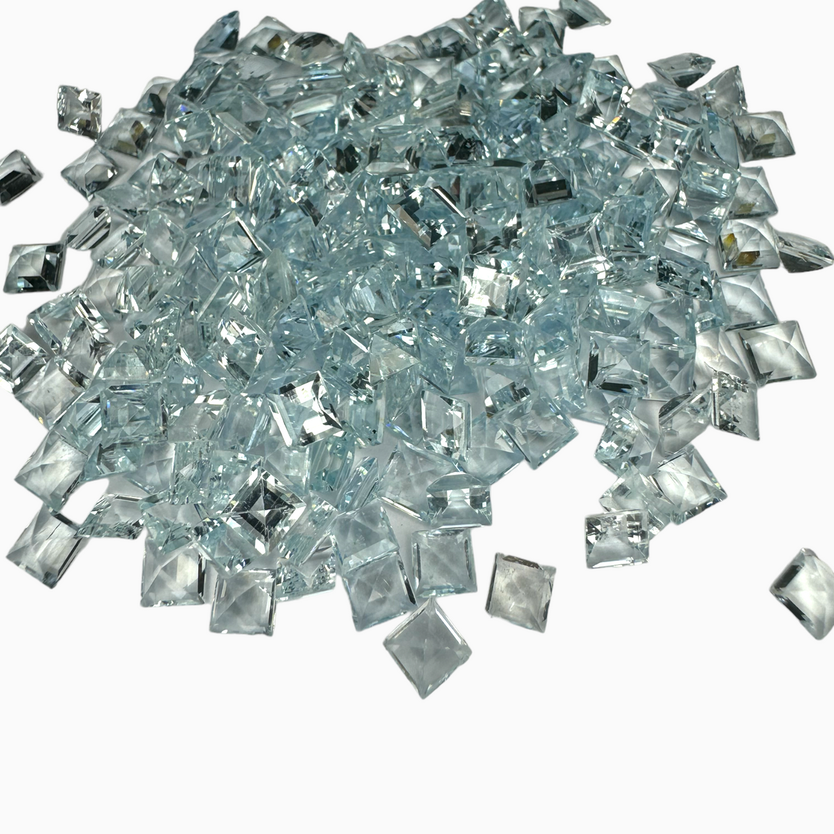 Natural Aquamarine Stone 0.22 Carats SkyBlue Color Princess Cut Shape Size 4mm