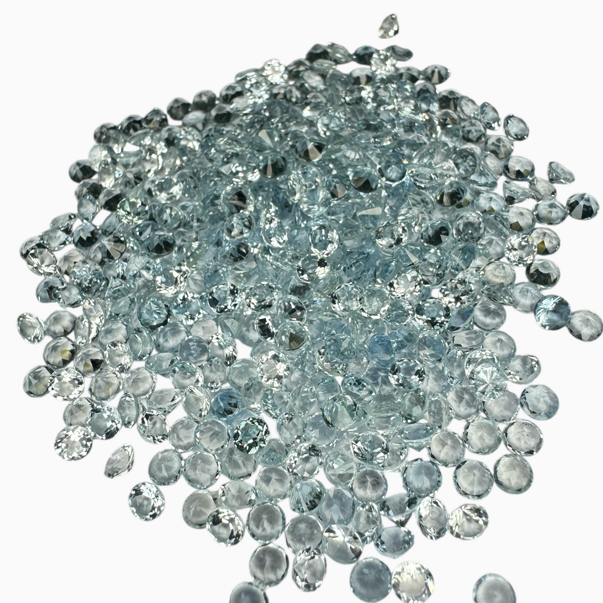 Natural Aquamarine Stone 0.15 Carats SkyBlue Color Round Shape Size 3.1mm