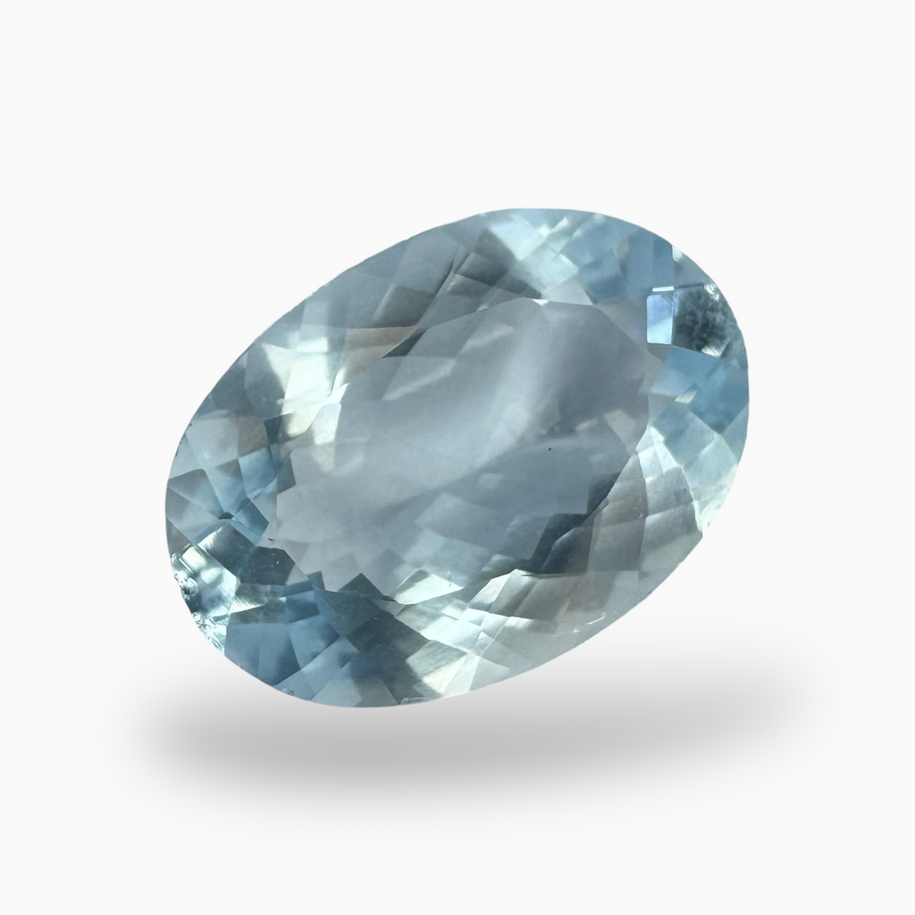 Natural SkyBlue Aquamarine Stone 9.12 Carats Oval Shape Size 18X13mm