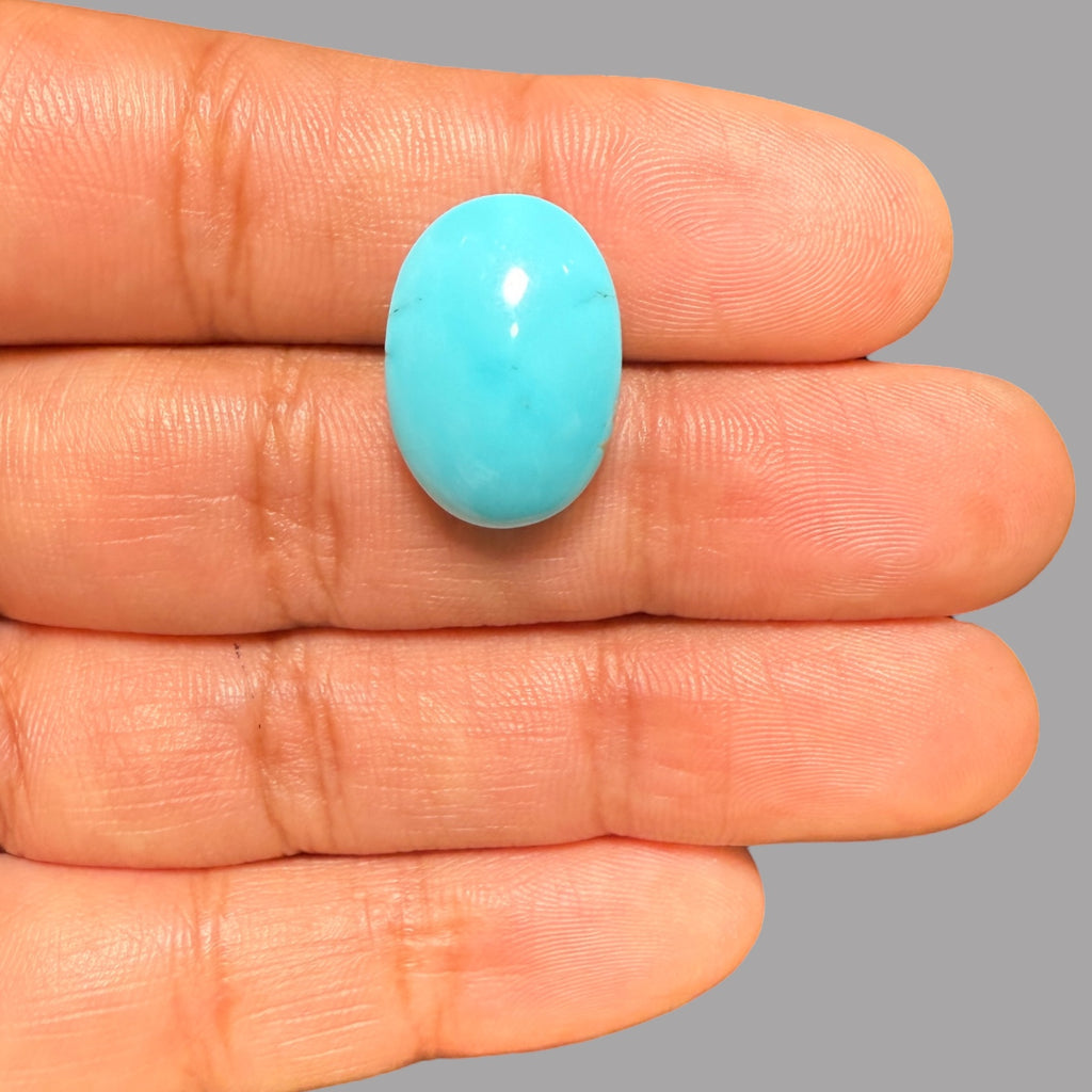 Arizona Turquoise Stone Oval Cabochon 13.55 Carats 19.5 x 13.8 x 7.9 mm