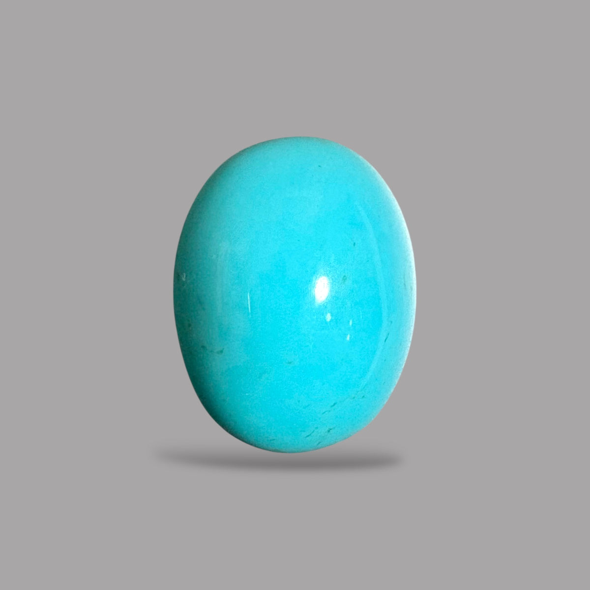 Arizona Turquoise Stone Oval Cabochon 16.74 Carats 18.9 x 14.1 x 9.7 mm