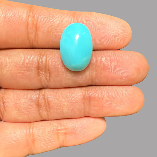 Arizona Turquoise Stone Oval Cabochon 17.13 Carats 20.7 x 14 x 8.9 mm