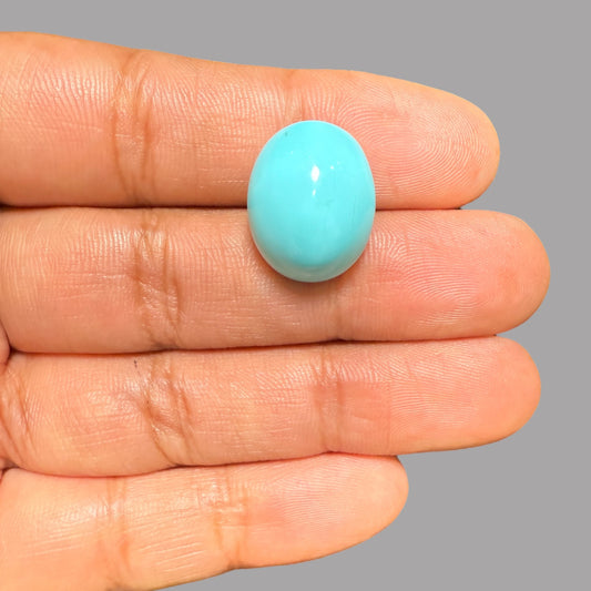 Arizona Turquoise Stone Oval Cabochon 17.95 Carats 18.5 x 14.7 x 10.5 mm