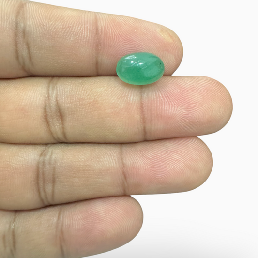 Natural Green Aventurine Stone in Oval Shape 3.8 Carats Size 12X8mm Indian Origin