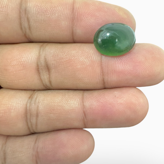 Natural Aventurine Stone in Oval Shape 6.10 Carats Size 15X11.5mm Indian Origin