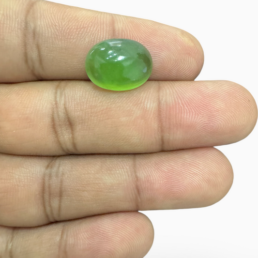 Natural Green Aventurine Stone in Oval Shape 7.42 Carats Size 15X11.5mm Indian Origin