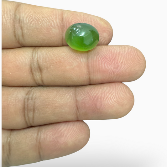 Natural DarkGreen Aventurine Stone in Oval Shape 9.47 Carats Size 14X11mm Indian Origin