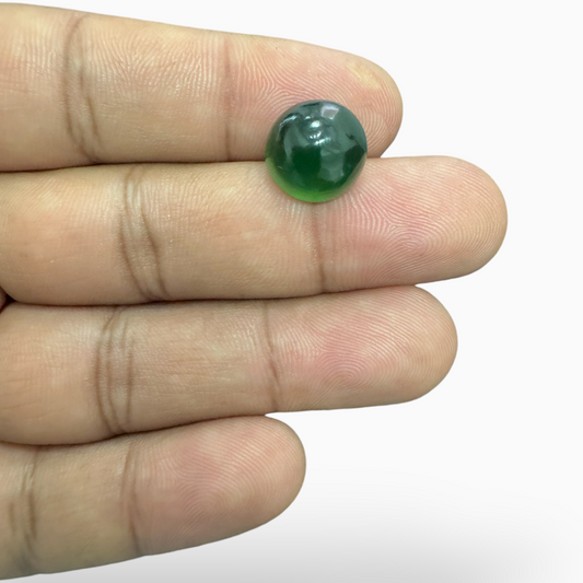 Natural Green Aventurine Stone in Oval Shape 7.3 Carats Size 12mm Indian Origin