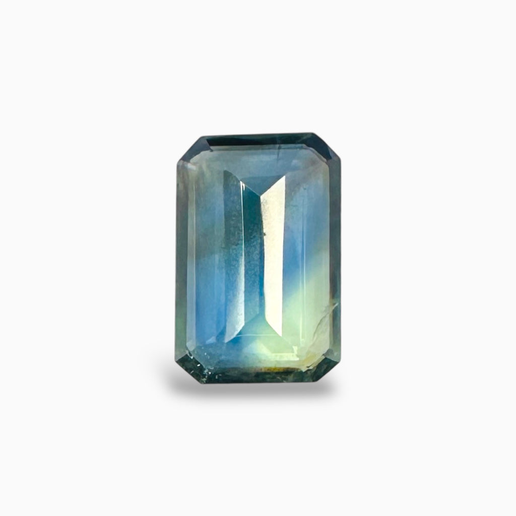 BI Color Sapphire Stone 4.74 Carats 13x8.6 mm